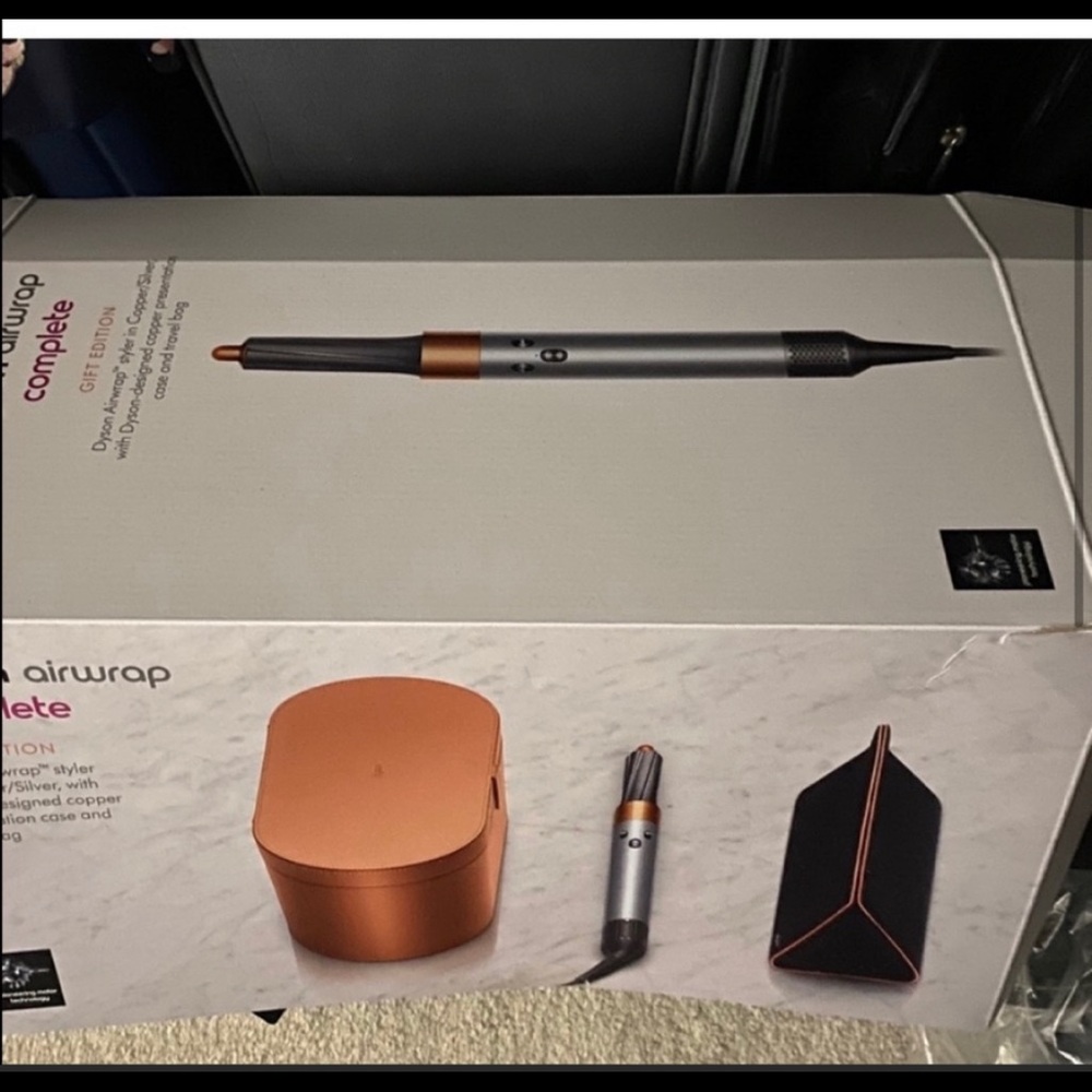 Dyson airwrap